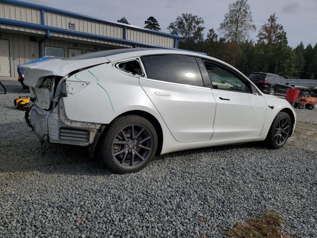 5YJ3E1EB3KF510720 - 2019 TESLA MODEL 3 Weiß Foto 3
