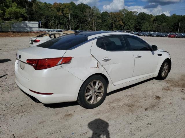 KNAGN4A66B5138770 - 2011 KIA OPTIMA EX WHITE photo 3