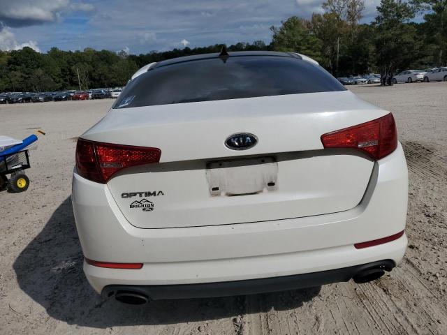 KNAGN4A66B5138770 - 2011 KIA OPTIMA EX WHITE photo 6