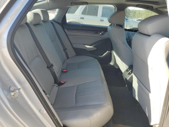 1HGCV2F91JA006919 - 2018 HONDA ACCORD TOURING Srebrny zdjęcie 10