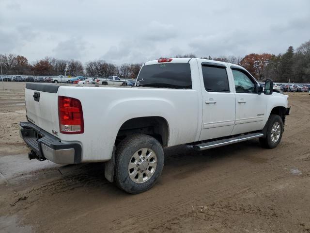 1GT121CG8BF256402 - 2011 GMC SIERRA K2500 SLT WHITE photo 3