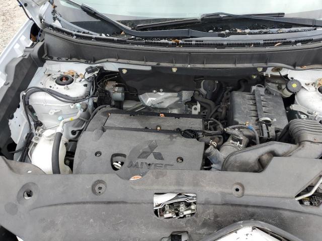 JA4AP3AU6KU034128 - 2019 MITSUBISHI OUTLANDER ES Білий фото 12