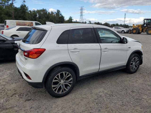 JA4AP3AU6KU034128 - 2019 MITSUBISHI OUTLANDER ES Білий фото 3