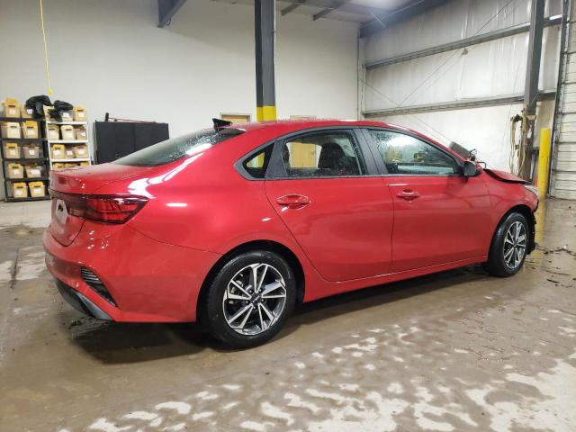 3KPF24AD2PE581919 - 2023 KIA FORTE LX RED photo 3