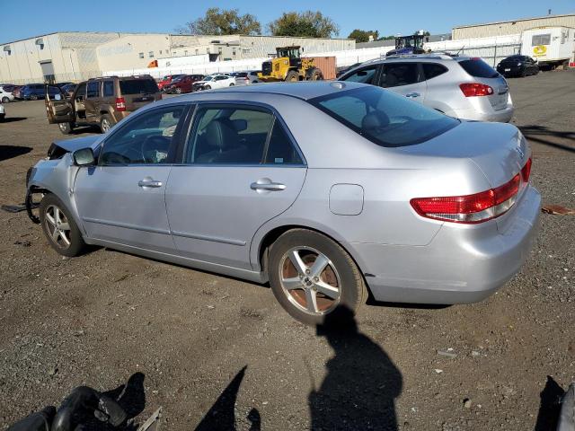 1HGCM568X4A089668 - 2004 HONDA ACCORD EX SILVER photo 2