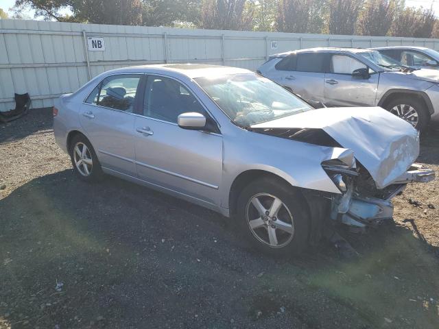 1HGCM568X4A089668 - 2004 HONDA ACCORD EX SILVER photo 4