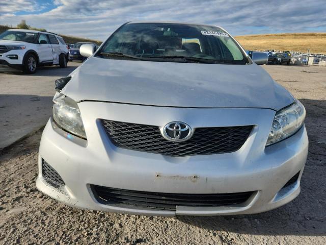 2T1BU40E69C076762 - 2009 TOYOTA COROLLA BASE Argent photo 5