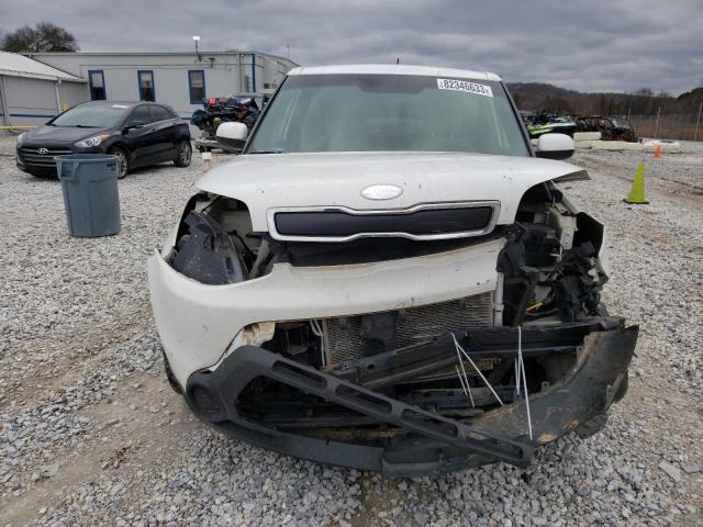 KNDJN2A2XE7024922 - 2014 KIA SOUL WHITE photo 5