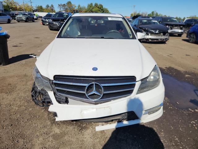 WDDGF8AB3ER315556 - 2014 MERCEDES-BENZ C 300 4MATIC WHITE photo 5