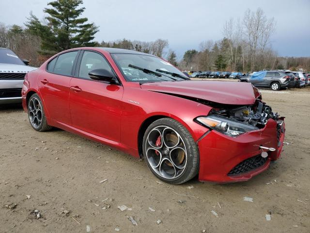 ZARFAMBN6P7670652 - 2023 ALFA ROMEO GIULIA TI RED photo 4