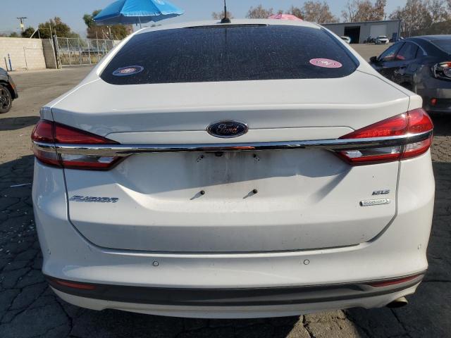 3FA6P0HD6JR253280 - 2018 FORD FUSION SE WHITE photo 6