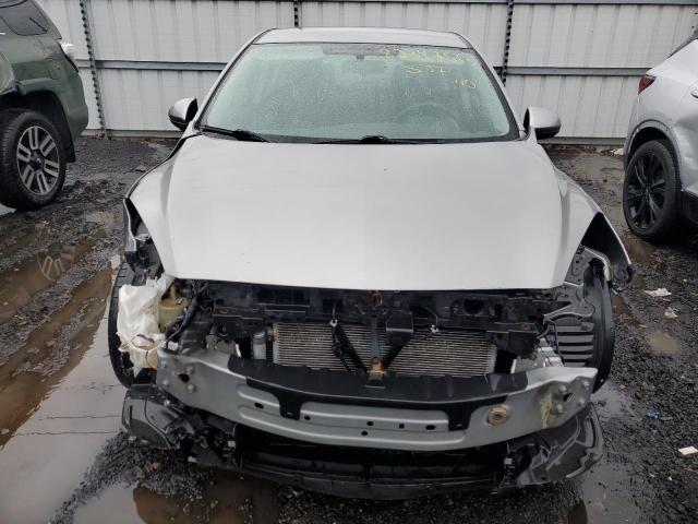 JM1BL1S66A1290280 - 2010 MAZDA 3 S SILVER photo 5