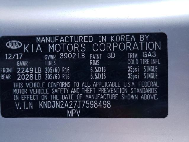 KNDJN2A27J7598498 - 2018 KIA SOUL SILVER photo 12