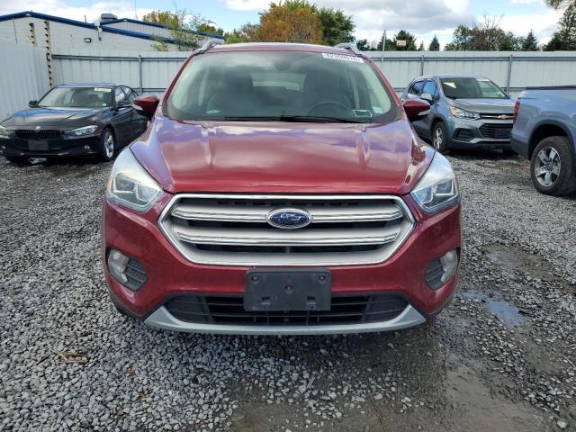 1FMCU9JD5HUC58425 - 2017 FORD ESCAPE TITANIUM RED photo 5