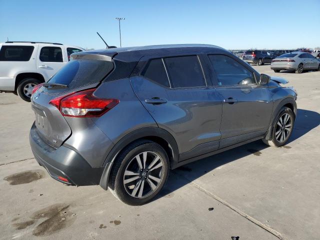 3N1CP5CU2JL544561 - 2018 NISSAN KICKS S GRAY photo 3