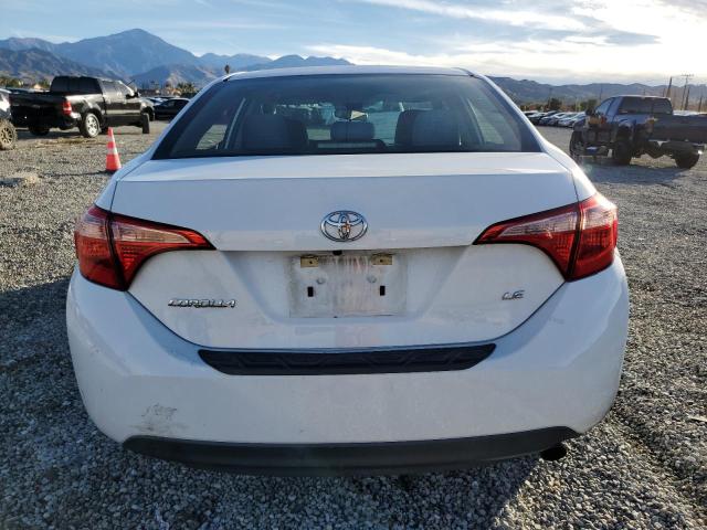 5YFBURHE2JP766725 - 2018 TOYOTA COROLLA L WHITE photo 6