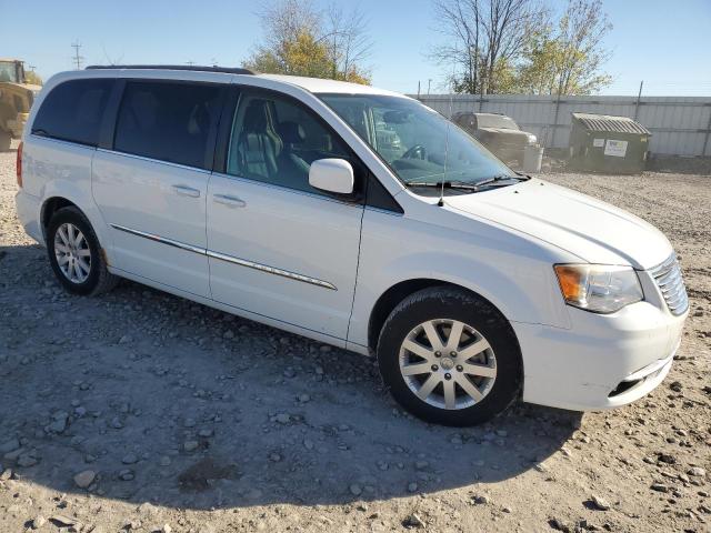 2C4RC1BG1ER398248 - 2014 CHRYSLER TOWN & COU TOURING WHITE photo 4