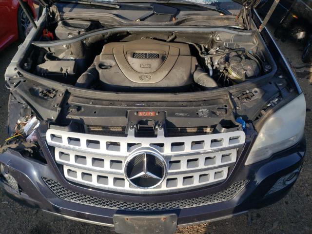 4JGBB8GB0AA602834 - 2010 MERCEDES-BENZ ML 350 4MATIC BLUE photo 11