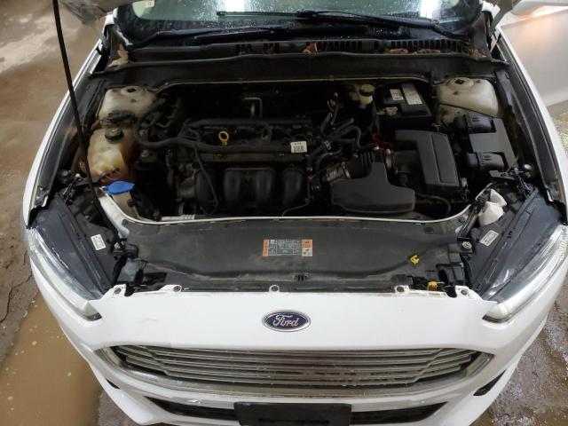 3FA6P0H79GR240803 - 2016 FORD FUSION SE WHITE photo 11