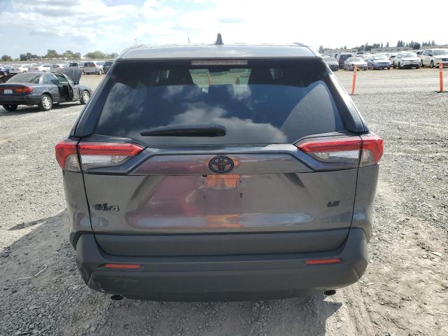 2T3K1RFV3NC176087 - 2022 TOYOTA RAV4 LE 灰色 照片 6