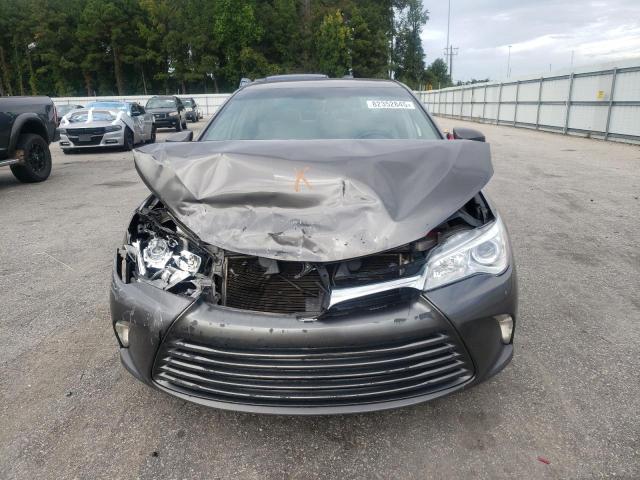4T1BF1FK9HU664660 - 2017 TOYOTA CAMRY LE GRAY photo 5