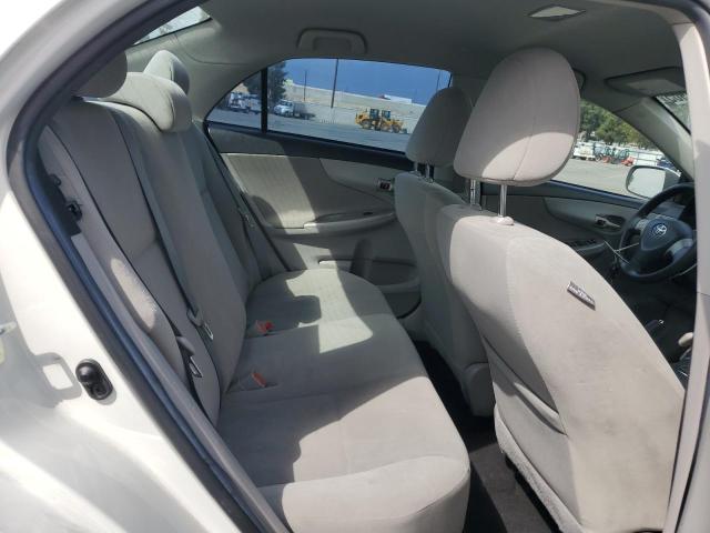 5YFBU4EE0DP220646 - 2013 TOYOTA COROLLA BASE WHITE photo 10