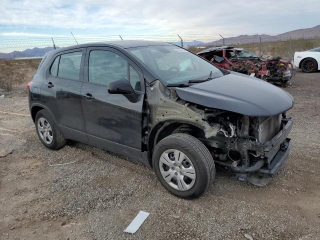 3GNCJKSB2JL371645 - 2018 CHEVROLET TRAX LS BLACK photo 4