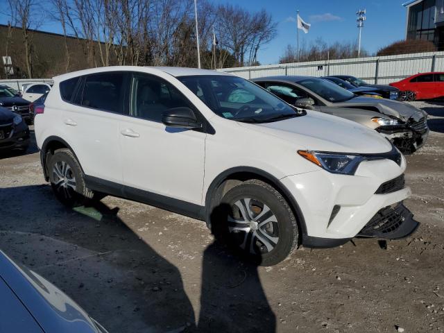 JTMBFREV1JJ234112 - 2018 TOYOTA RAV4 LE WHITE photo 4