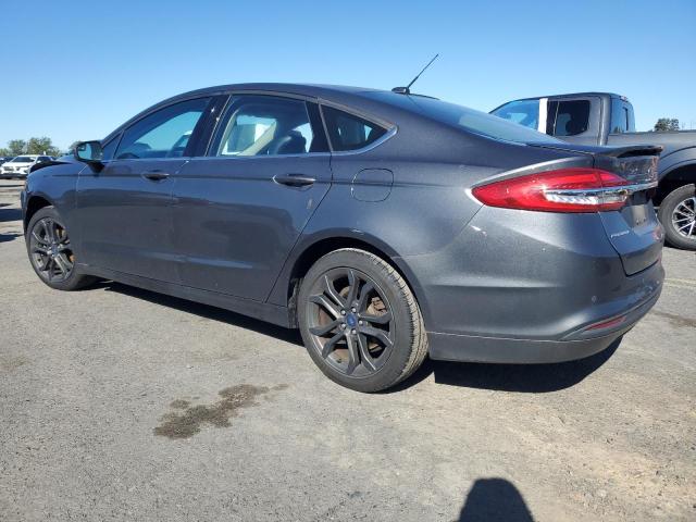 3FA6P0H7XJR275809 - 2018 FORD FUSION SE BLACK photo 2