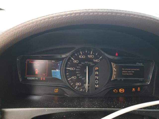 2LMDJ6JK0BBJ31447 - 2011 LINCOLN MKX WHITE photo 9