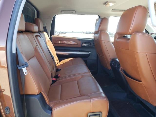 5TFAY5F14EX410728 - 2014 TOYOTA TUNDRA CREWMAX PLATINUM BROWN photo 10
