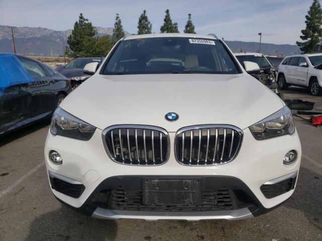 WBXHU7C59K5L12138 - 2019 BMW X1 SDRIVE28I WHITE photo 5