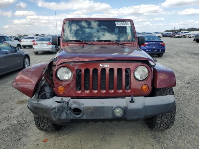 1J4GA59147L157313 - 2007 JEEP WRANGLER SAHARA Rojo foto 5