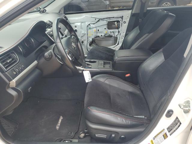 4T1BK1FKXFU568013 - 2015 TOYOTA CAMRY XSE WHITE photo 7