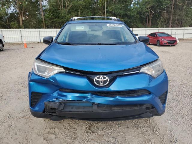 JTMZFREV5GJ095884 - 2016 TOYOTA RAV4 LE 蓝色 照片 5