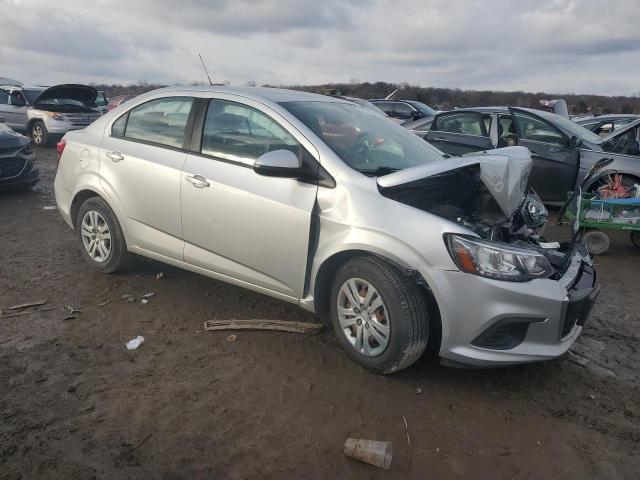 1G1JB5SH5H4143361 - 2017 CHEVROLET SONIC LS ვერცხლისფერი ფოტო 4