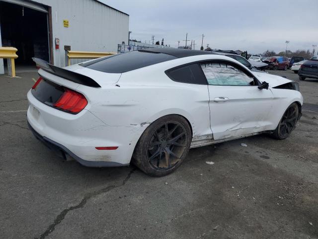 1FA6P8TH0J5114841 - 2018 FORD MUSTANG WHITE photo 3
