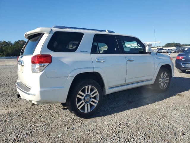 JTEBU5JR0A5004928 - 2010 TOYOTA 4RUNNER SR5 WHITE photo 3