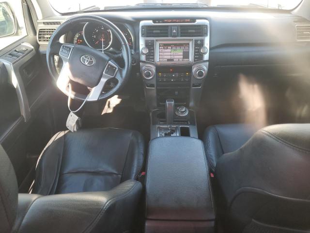 JTEBU5JR0A5004928 - 2010 TOYOTA 4RUNNER SR5 WHITE photo 8