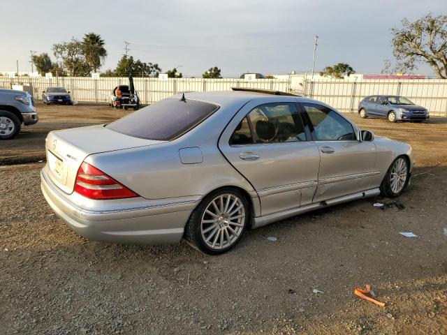 WDBNG73J11A182042 - 2001 MERCEDES-BENZ S 55 AMG SILVER photo 3