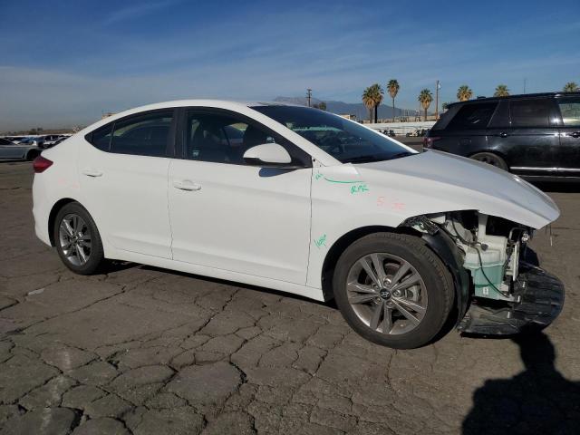 5NPD84LF6HH050238 - 2017 HYUNDAI ELANTRA SE WHITE photo 4