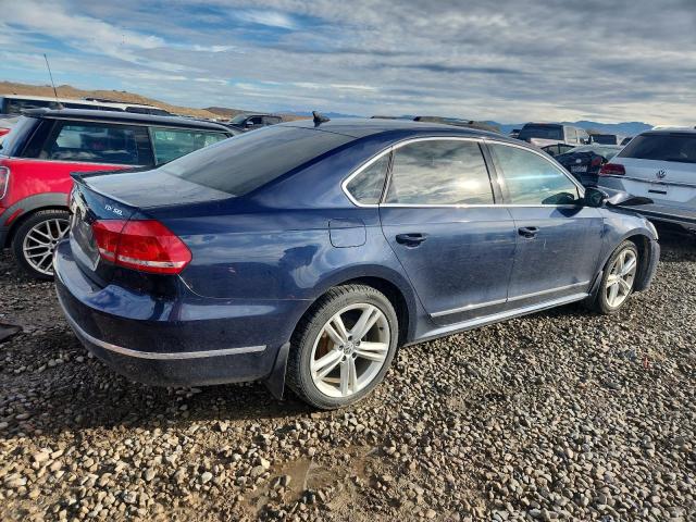 1VWCV7A36FC069957 - 2015 VOLKSWAGEN PASSAT SEL ლურჯი ფოტო 3