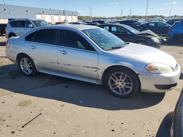 2G1WU57M291289879 - 2009 CHEVROLET IMPALA LTZ 银色 照片 4