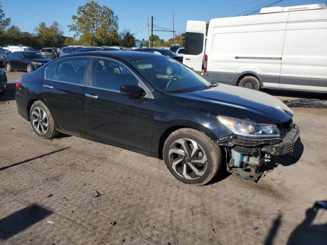 1HGCR2F7XGA102415 - 2016 HONDA ACCORD EX 黑色 照片 4