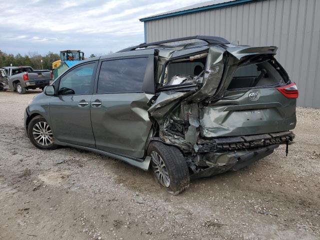 5TDYZ3DC0LS071375 - 2020 TOYOTA SIENNA XLE GREEN photo 2