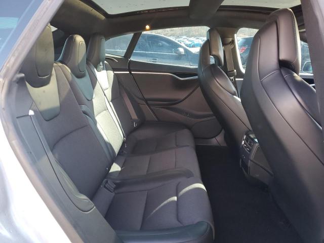 5YJSA1E28HF211112 - 2017 TESLA MODEL S Gümüş foto 10