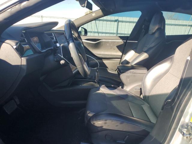 5YJSA1E28HF211112 - 2017 TESLA MODEL S Gümüş foto 7