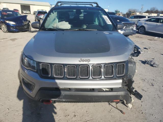 3C4NJDDB6KT627443 - 2019 JEEP COMPASS TRAILHAWK SILVER photo 11