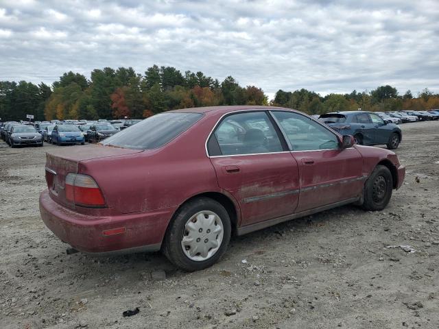 1HGCD5631VA013813 - 1997 HONDA ACCORD LX RED photo 3