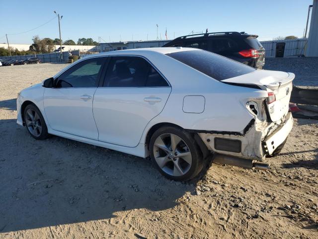 4T1BK1FK9CU012531 - 2012 TOYOTA CAMRY SE WHITE photo 2